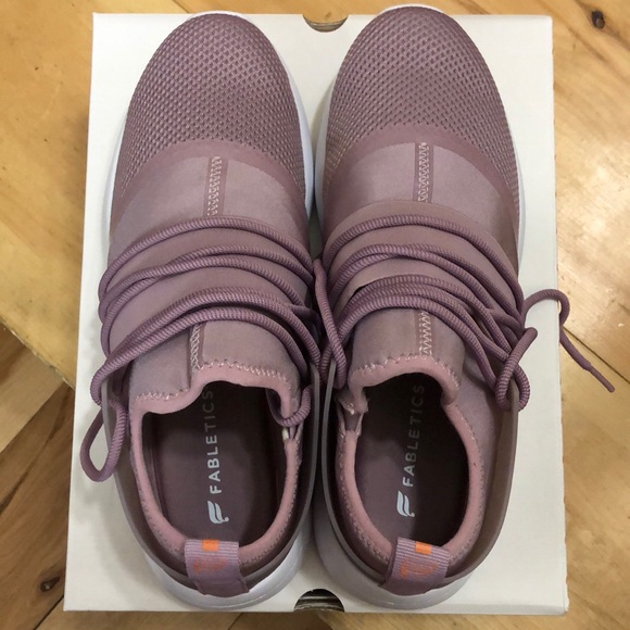Fabletics Women’s Pismo II Blush Shoes! NWT! - Picture 6 of 7
